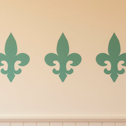 Fleur De Lis Stencil - Design 3