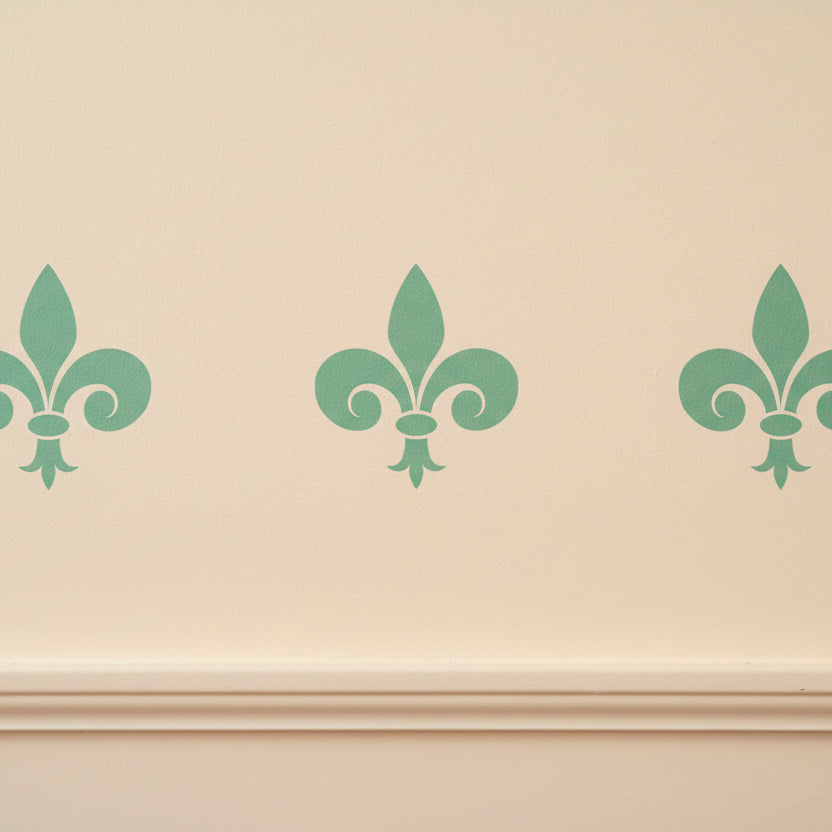 Fleur De Lis Stencil - Design 5
